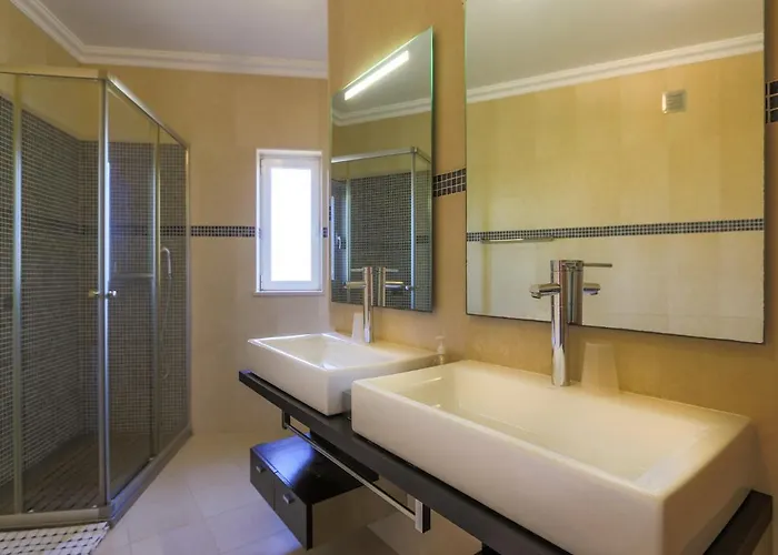 Luxury Alegria Galé Beach, Villa Albufeira